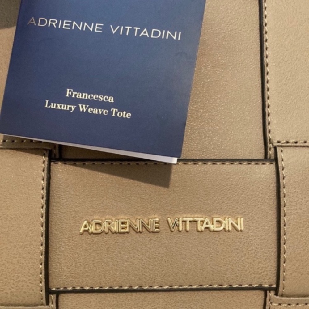 Adrienne Vittadini Francesca Luxury Weave Tote - Picture 4 of 13